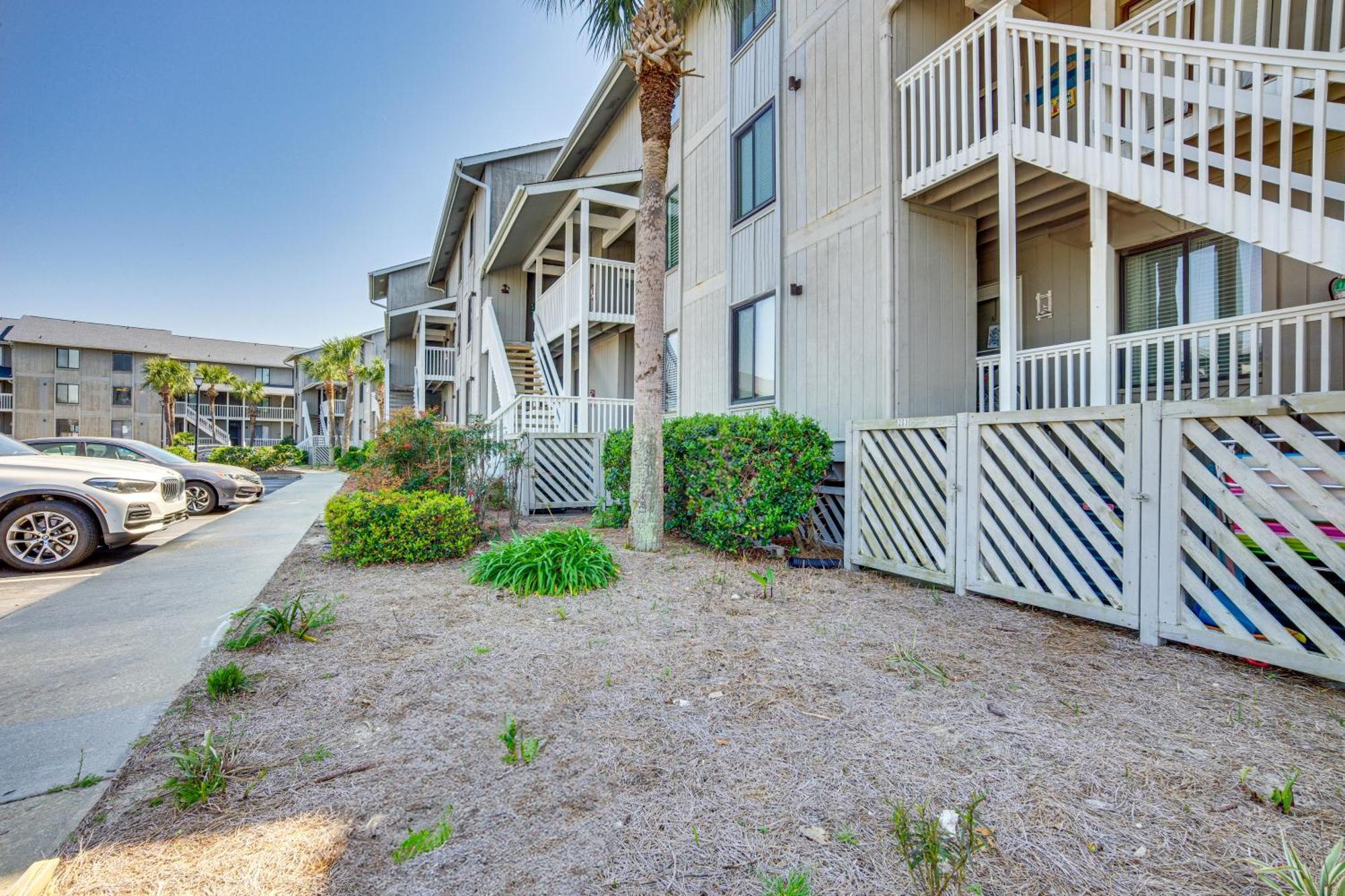 Harbor Island Condo With Deck - Steps To Beach! Oceanmarsh Subdivision Dış mekan fotoğraf